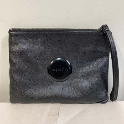 Mimco Womens Medium Pouch Black  