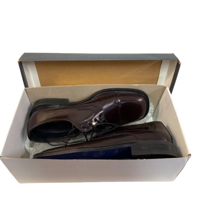 Aquila Mens  Size 40 Dress shoes Black  