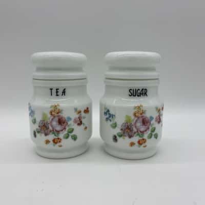 'Decor Giorgi' Milk Glass Tea & Sugar Canisters [S#7]