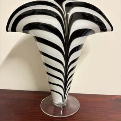 Makora Zebra Art Glass Vase