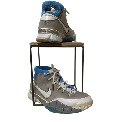 Nike Kobe Mens Size 9 Sneakers 