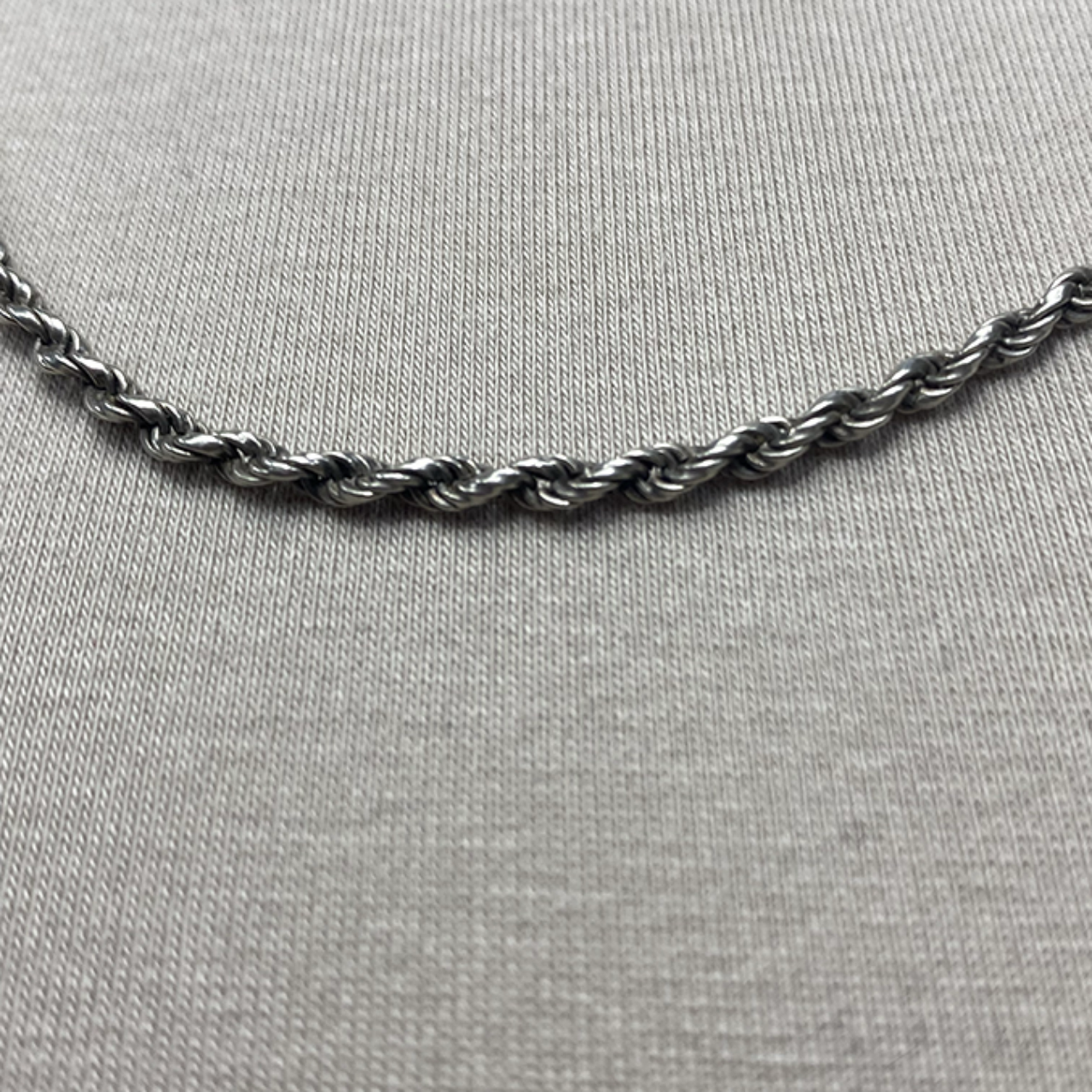 Sterling Silver rope chain style necklace. 61cm(s)