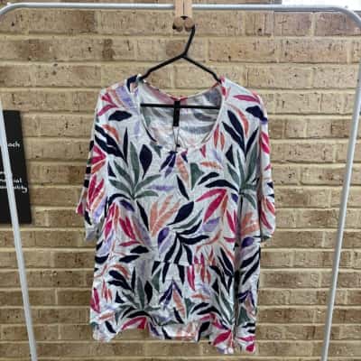 Taking Shape Womens NATURAL SINIA TOP  SUMMER TIME BLUES PRINT Size 20 