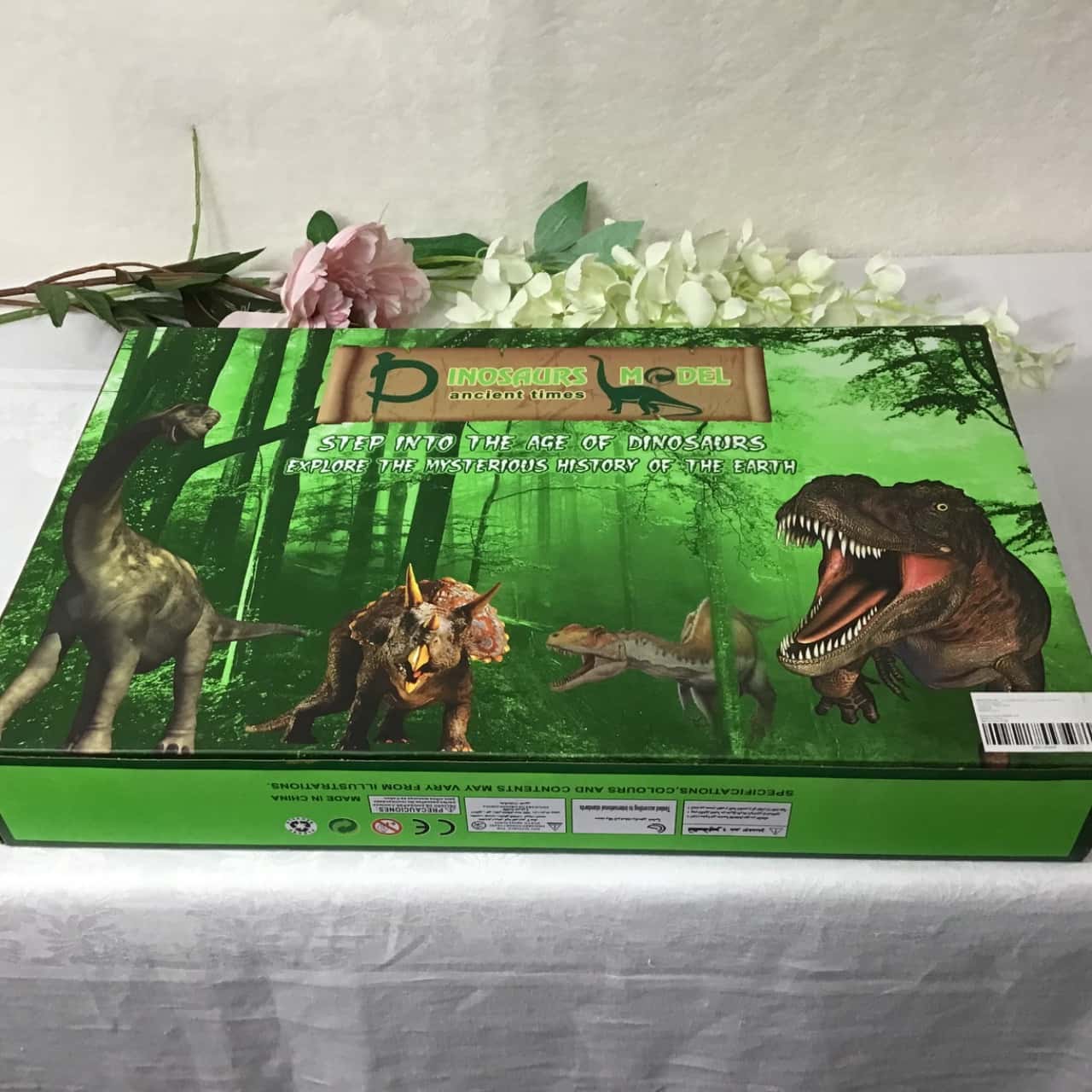 Dinosaurs Model Ancient Times 6 Piece Dinosaur Figures(unopened)