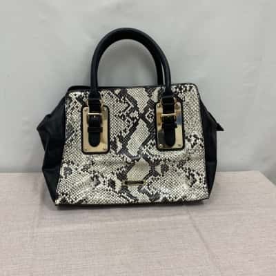 Women's Kardashian kollection Handbag