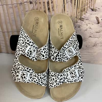Walnut Melbourne Bailey Slides Size 39 