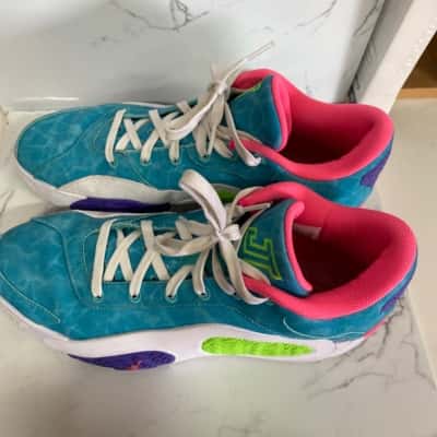 Jordan Mens  Size 10 Sneakers Multicoloured 