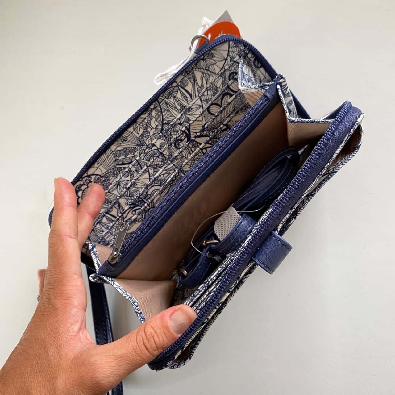 Sakroots Vegan Artist Circle Navy Blue Floral Clutch Cross Body Bag Purse