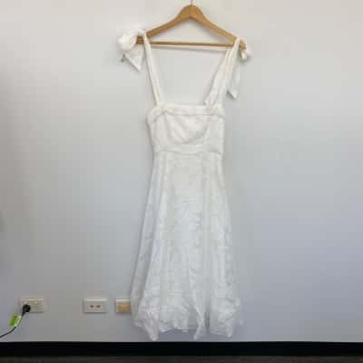 Mika & Gala  Off White Kazane Midi Dress  Size 8 