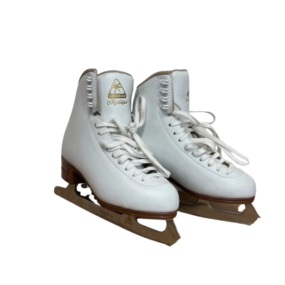  Womens jackson mystique Ice Skating Size 4.5 