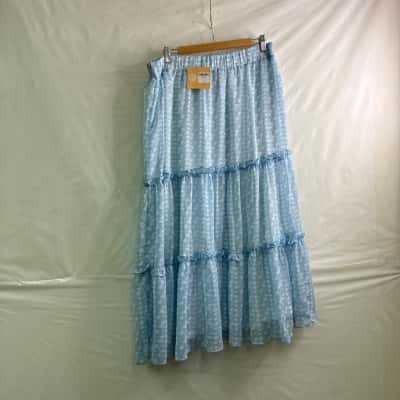 BNWT Noni B Womens Size 16 Maxi Skirt Blue / Pattern 