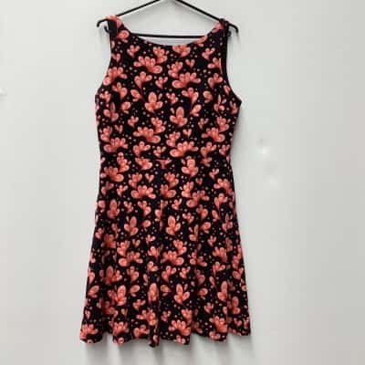 Revival Womens  Size 14 Black  with pink and orange Pattern 