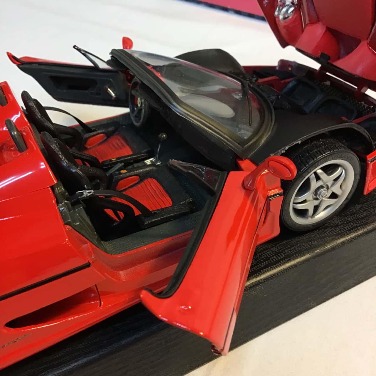 FERRARI F50 CABRIOLET Rouge DETAILCARS 393 1:43 of reference ART 393