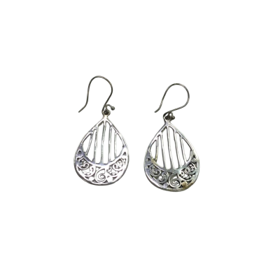 925 Silver Earrings With Intricate Design