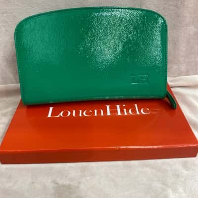   Louen Hide Clutch in Green