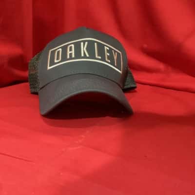 Oakley Army Green Trucker Cap, new