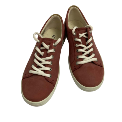 Ecco Womens  Size 38 Maroon Sneakers 