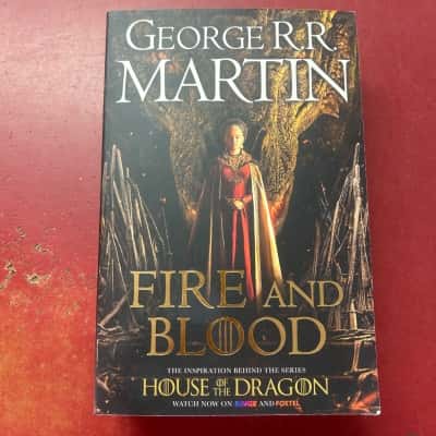 Fire and Blood, George R.R Martin 