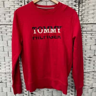 Tommy Hilfiger Mens  Size M Sweatshirt Red 