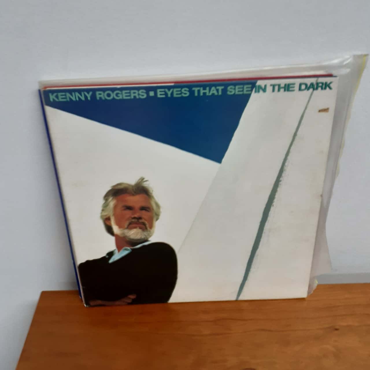 Kenny Rogers Eyes That See In The Dark