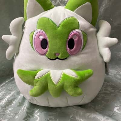 Pokémon Squishmallow Sprigatito