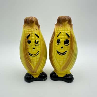 Vintage Corn Cob Salt Pepper Shakers Japan
