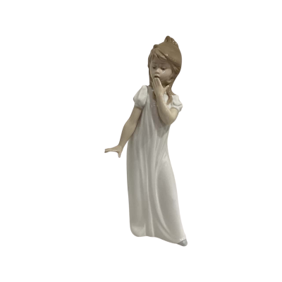 Yawning Girl Figure NAO by Lladro Daisa 1977 Girl Female