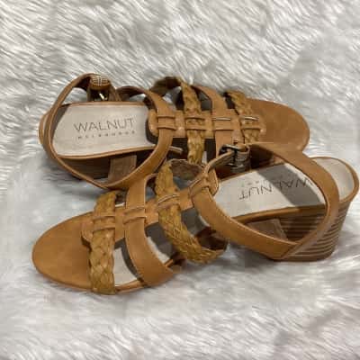 Walnut Melbourne Womens  Size 38 Brown 