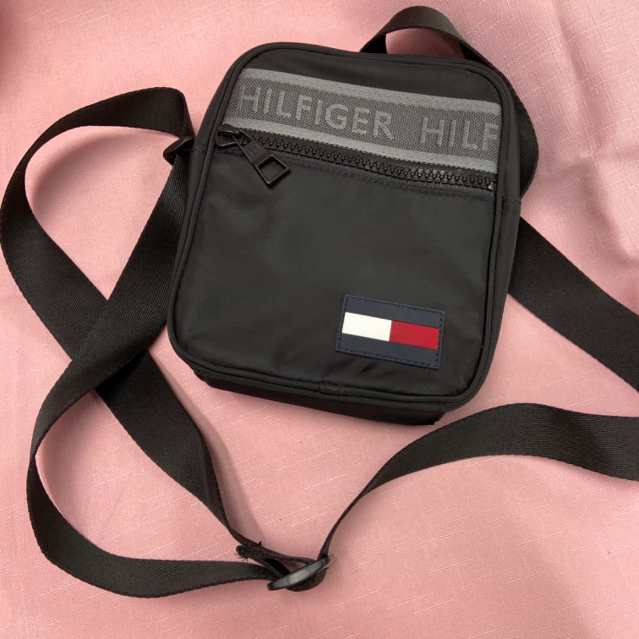 Tommy Hilfiger crossbody bag