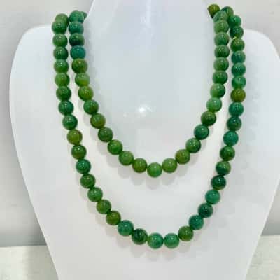 Large Green Gemstone Necklace- just beautiful 