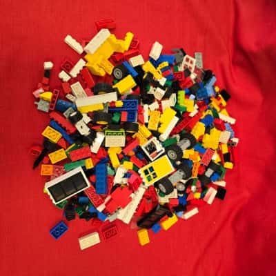 Bag 4 - 1 kg of Mixed Lego