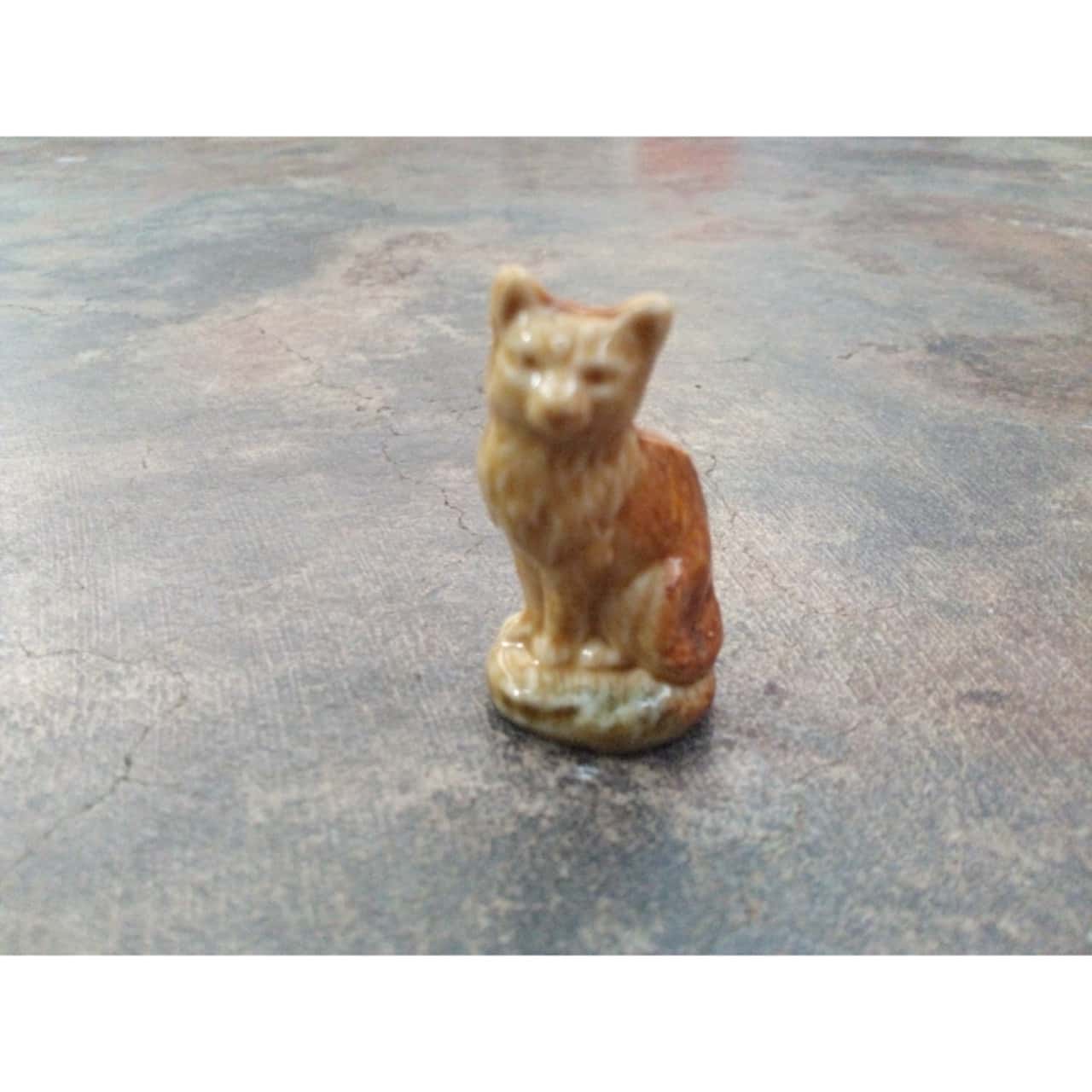 Wade England Cat Figure(s) - Used Very Good | Salvos Stores