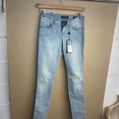 Guess Womens  Size 26 Brittney Skinny Jeans Blue 