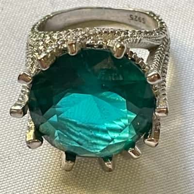  Women's Ring Marked 925 Green Large Stone