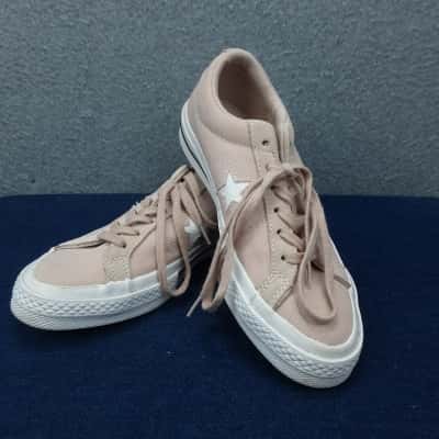 Converse unisex peach pink canvas sneekers size 39
