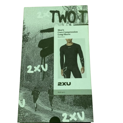2XU Mens  Size M core compression long sleeve Black  / Silver 