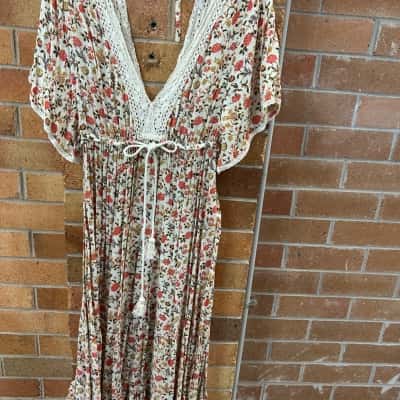 Tree of Life Womens  Size M Maxi Dress Floral 