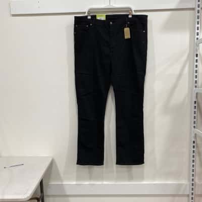 Levi Strauss & Co. Mens  Size 44 Straight Leg Jeans Black  
