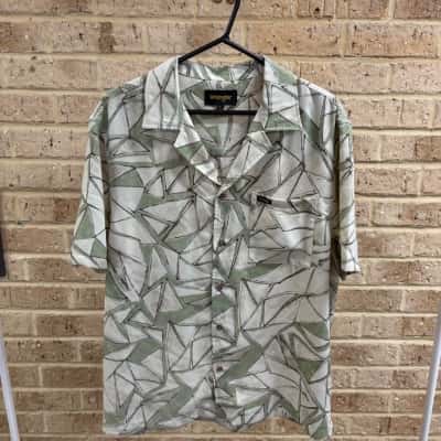 Wrangler Mens green & white button up shirt Size L 