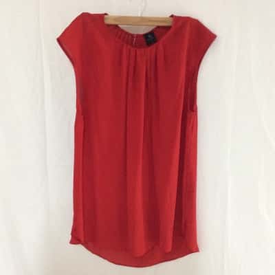 David Lawrence Womens  Size 12 Sleeveless Top Red 