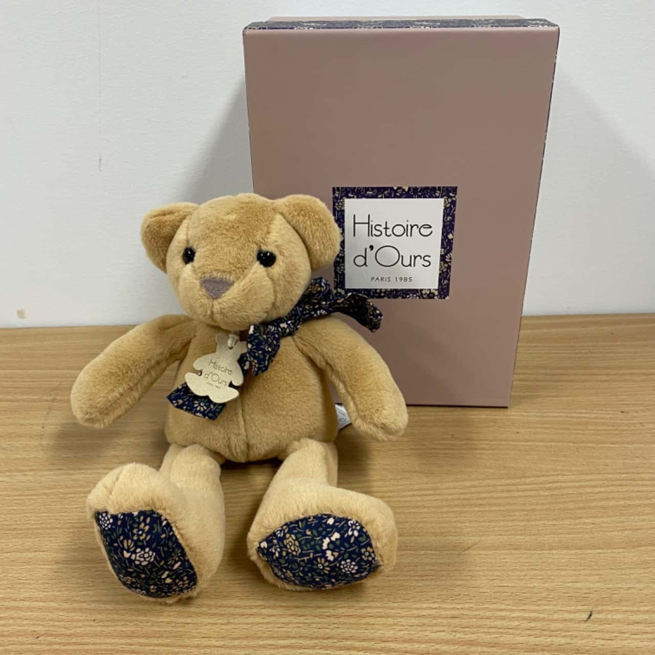 Histoire d'Ours Light Brown Plush Bear (s)