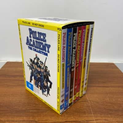 Box Set “Police Academy” collection 