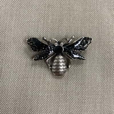  Womens Silver Tone Black Winged Bee Brooch