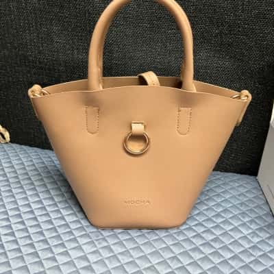 Mocha leather handbag