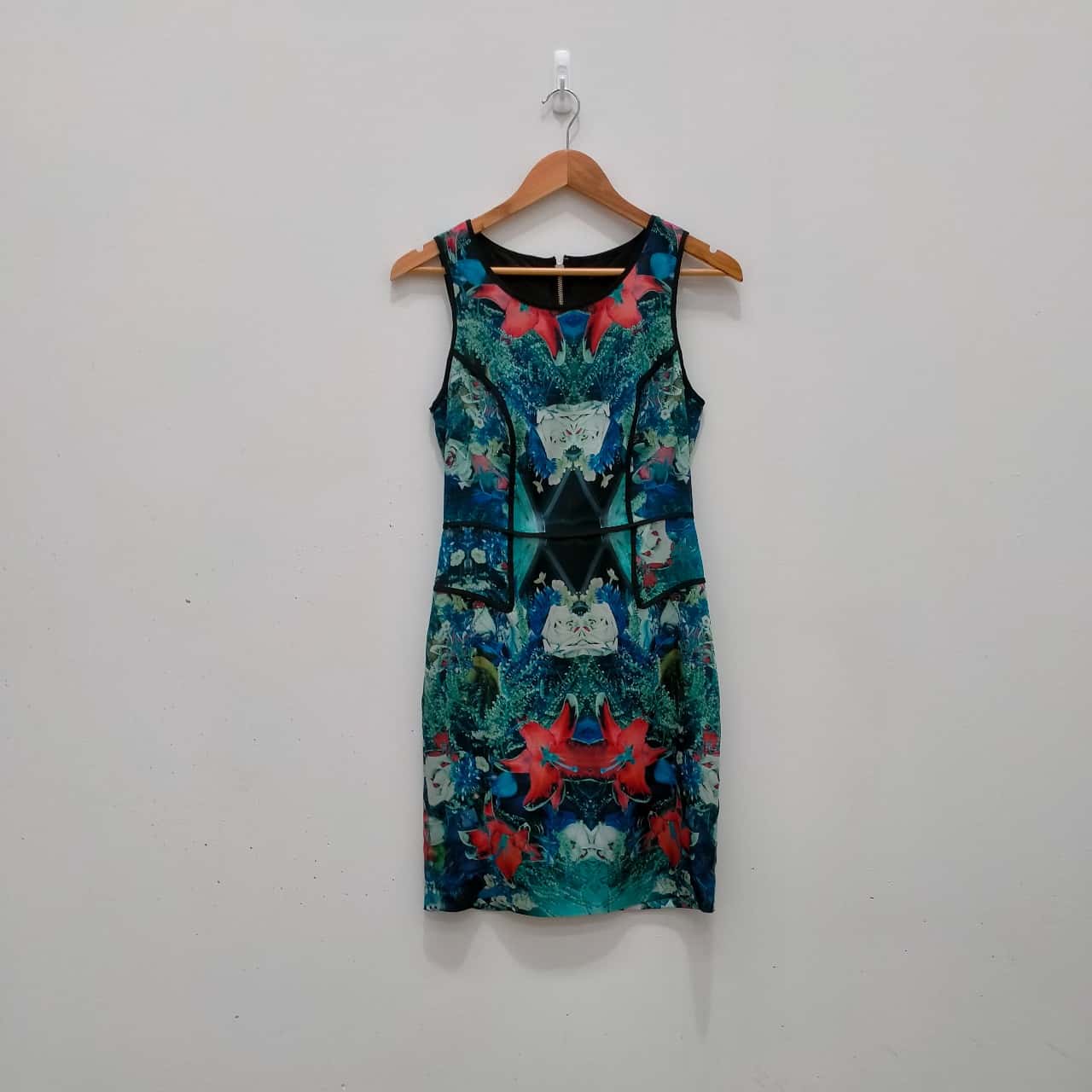 Ladies Dresses *NEW* - Portmans - Size 8 - LD0 - FAS006