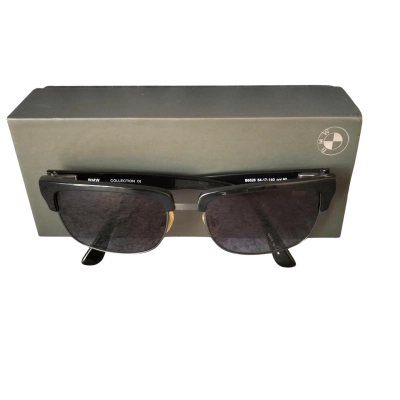 BMW Black Smoke Polarized 57 mm Browline Men Sunglasses with silver frame. Made in Japan. With de Box.