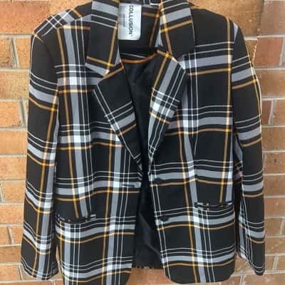  Womens Collusion Size 8 Blazer Black  / Orange / White 