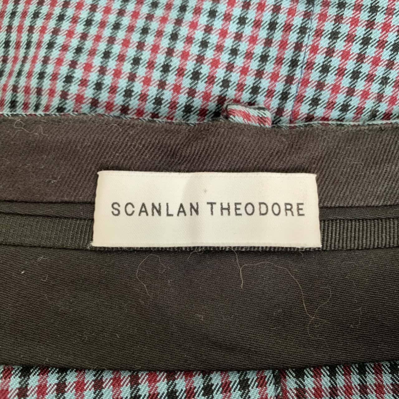 Scanlan Theodore Size 8 Midi Skirt