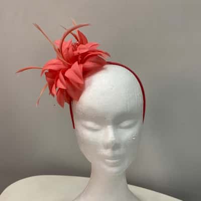  Womens Floral & Feathered Fascinator on headband Peach / Pink  