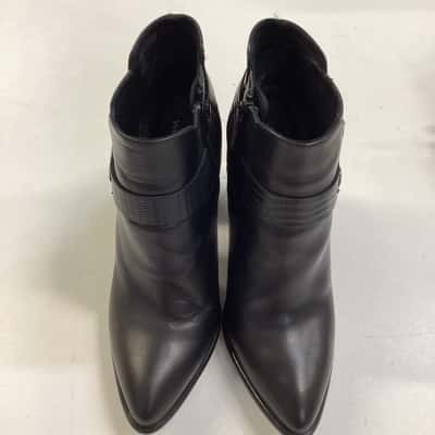 Windsor Smith Womens Black  ankle boots